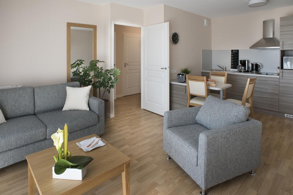 Domitys La Clef Des Champs Aparthotel Poitiers Cameră foto